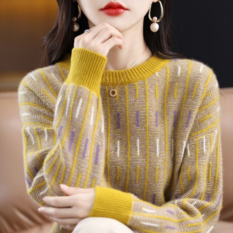 Purple Thick Sweater Women's L - огляд і ціна Photography Of The Year